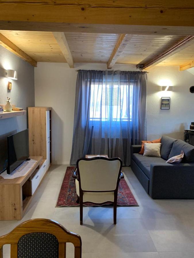 House Izvor Hotel Jezerce Eksteriør billede