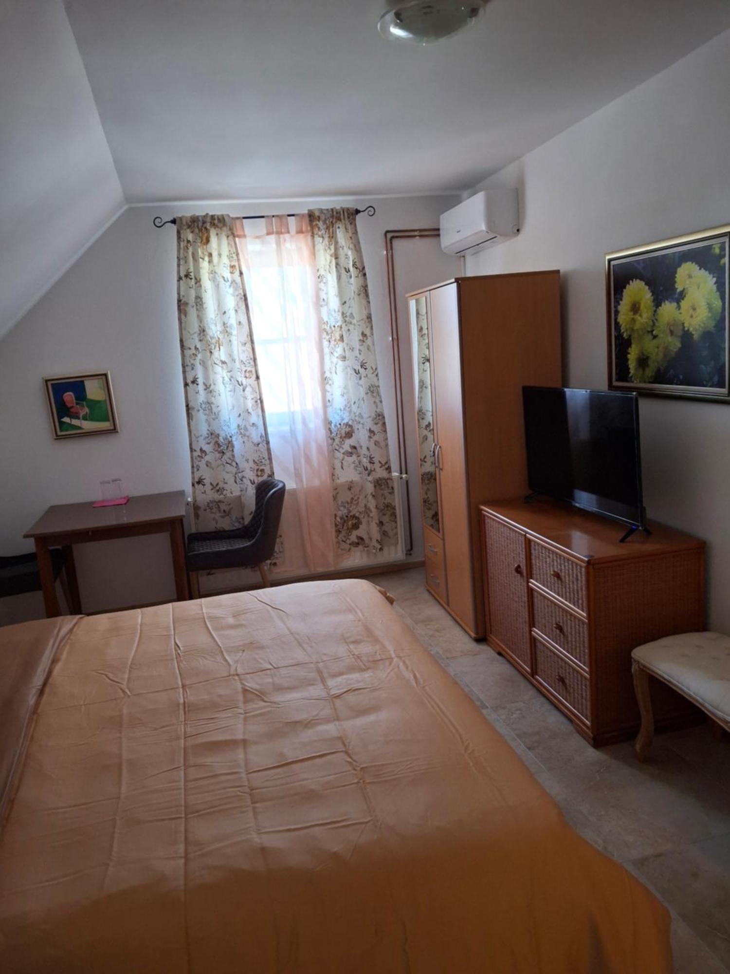 House Izvor Hotel Jezerce Eksteriør billede