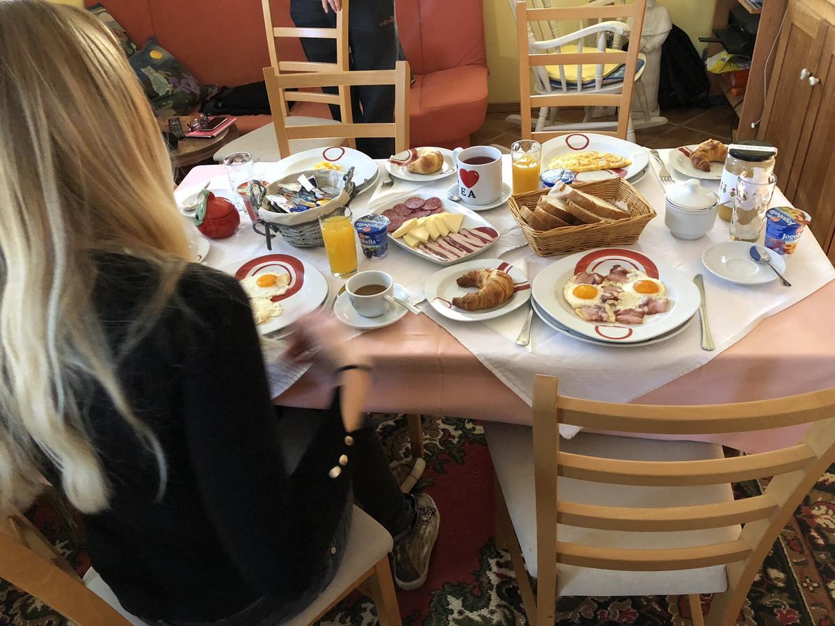 House Izvor Hotel Jezerce Eksteriør billede